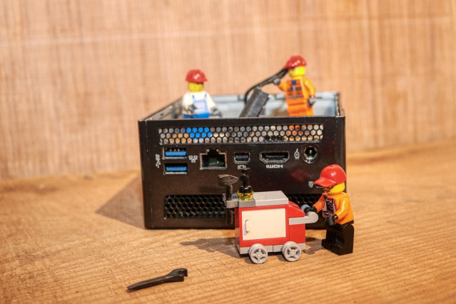 furnace heating repair technician